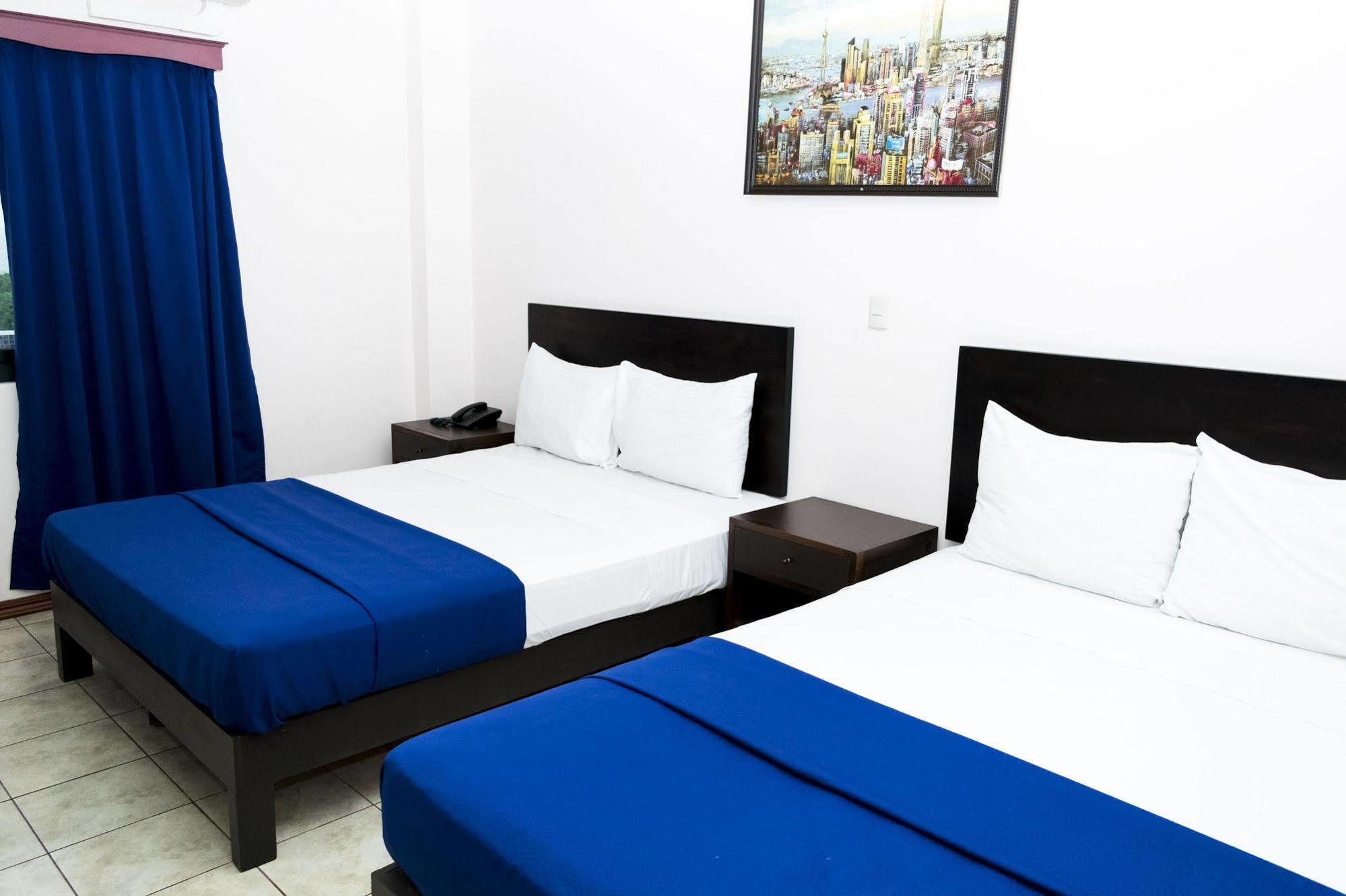 Hotel Puntarenas Beach Kültér fotó