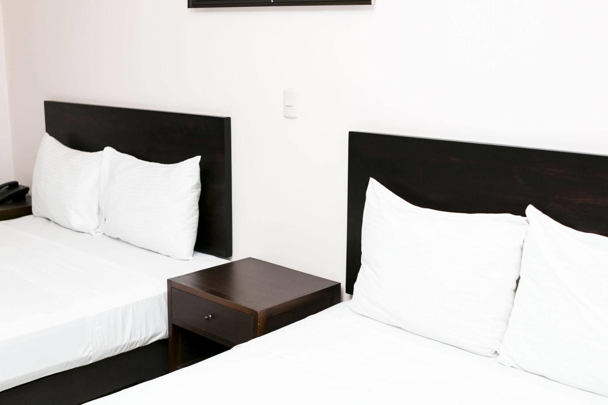 Hotel Puntarenas Beach Kültér fotó